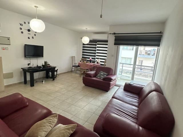 ALSANCAK DA  SATILIK TEMİZ  2+1 DAİRE